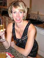 a single milf looking for men in Frederick, Illinois