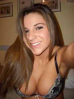 romantic woman looking for guy in Congers, New York